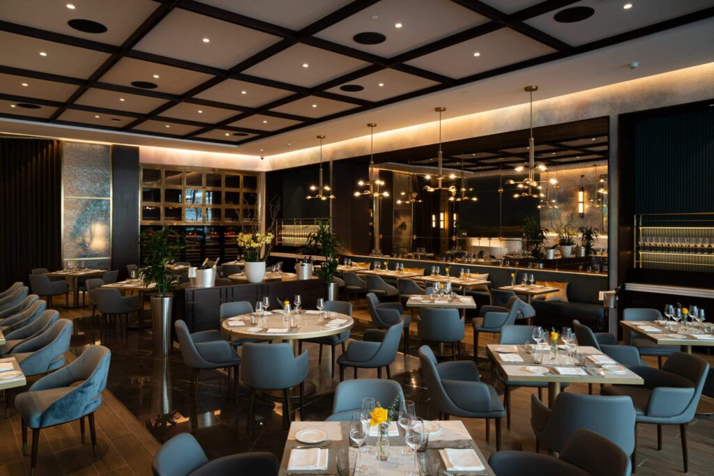 ROBERTOS_MUSCAT_DAYTIME_1-1-scaled